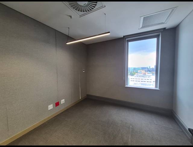 553M² OFFICE TO LET IN SANDTON CENTRAL